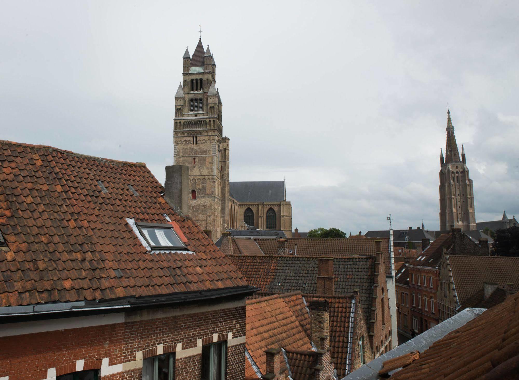 Hotel Groeninghe บรูจส์ ภายนอก รูปภาพ